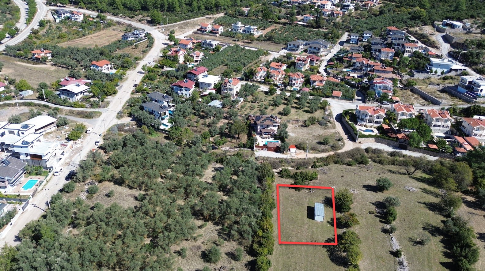 FETHİYE ÜZÜMLÜDE SATILIK İMARLI ARSA