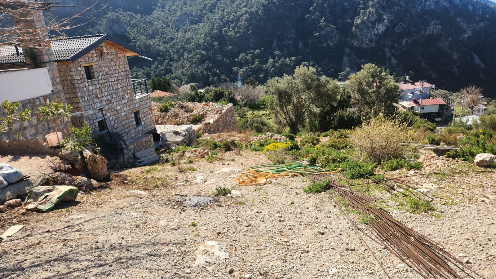 MUĞLA FETHİYE KİRMEDE SATILIK DENİZ MANZARALI İMARLI ARAZİ